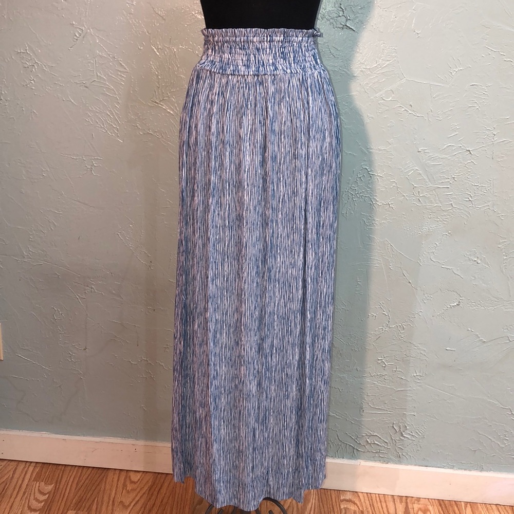 Blue and white skirt with slits down both sides